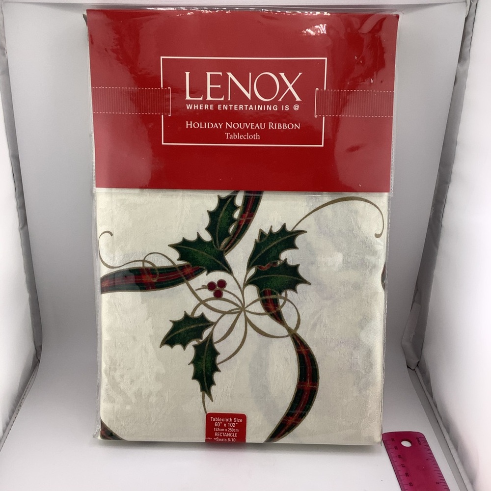 New Lenox Holiday Nouveau Ribbon Christmas 60” x 120” Rectangle Tablecloth